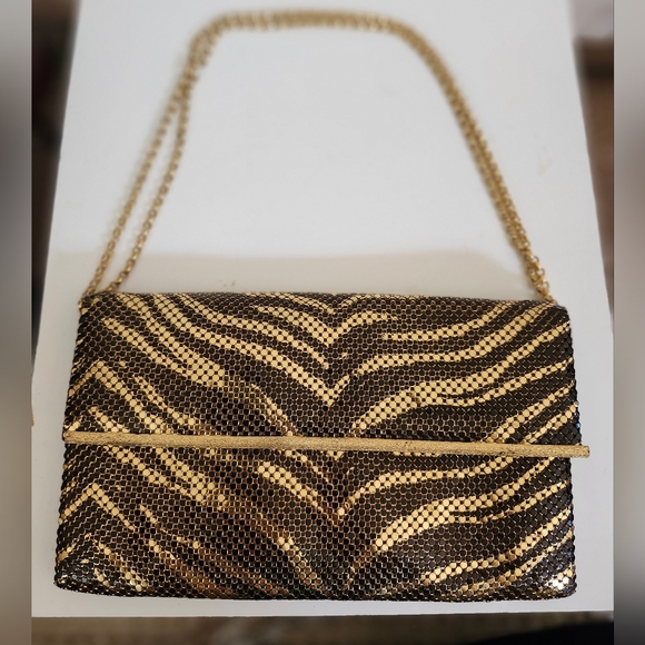 Vintage Mint '70s Whiting & Davis Black/Gold Zebra Stripe Mesh Clutch/Handbag - Picture 1 of 12